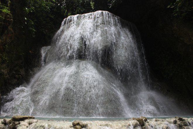 aguinid-falls